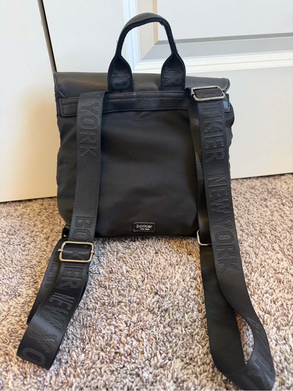 Botiker New York Trigger Mini Backpack - Picture 2 of 15